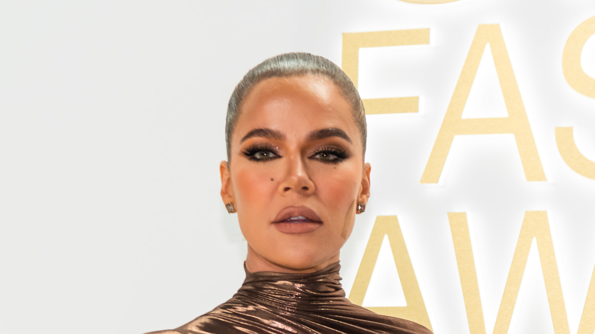 "Khloe Kardashian Shares Rare Family Photos with Baby Tatum and Daughter True"