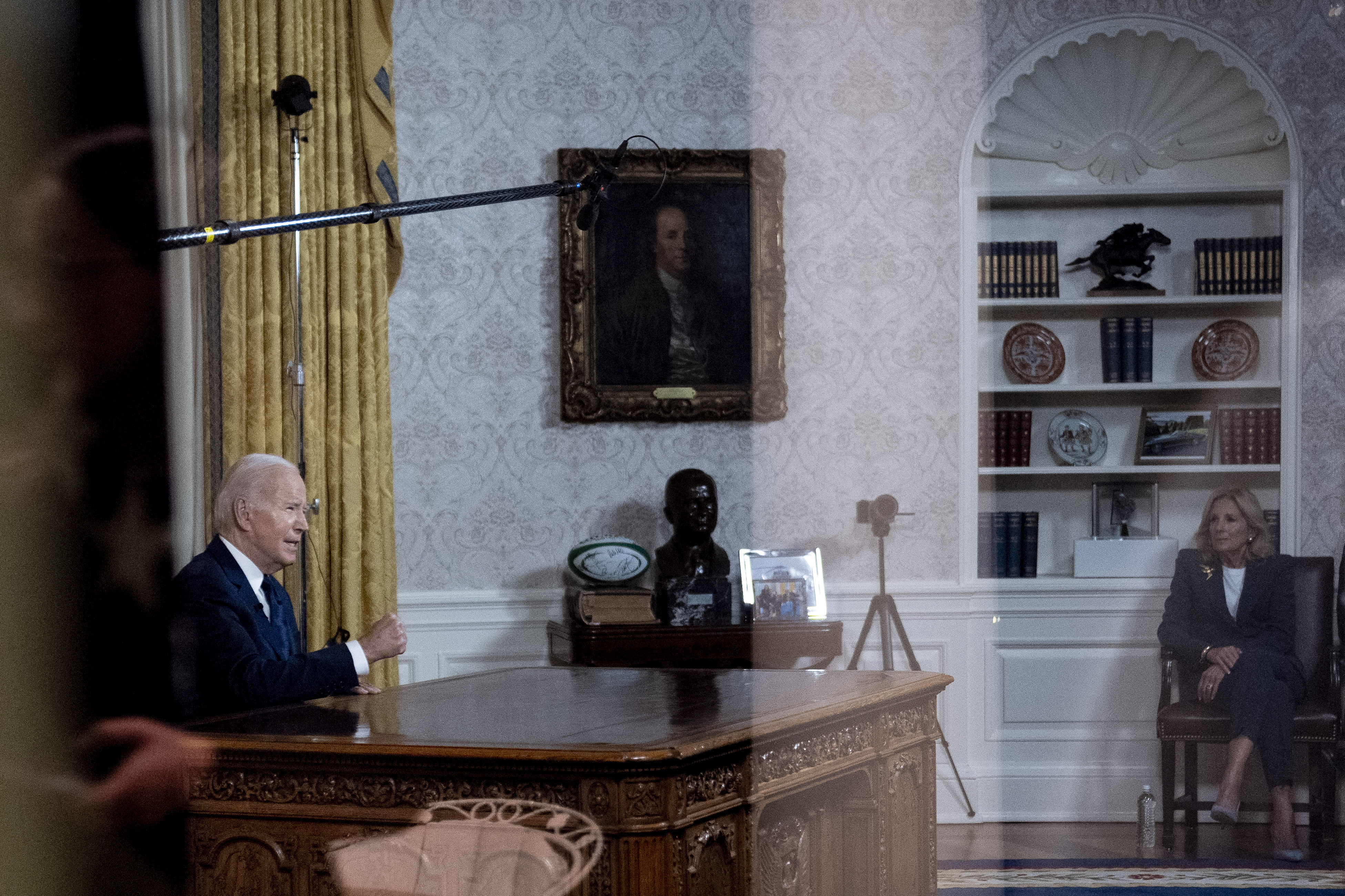 "Biden Administration Reveals Map of States Benefiting from Ukraine Aid in Bombenomics Report"