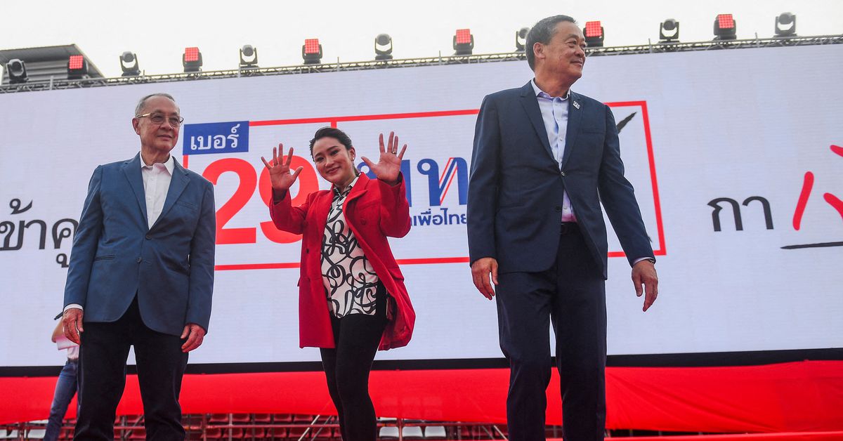 Featured image for Top Thai PM candidate gives birth two weeks before election.