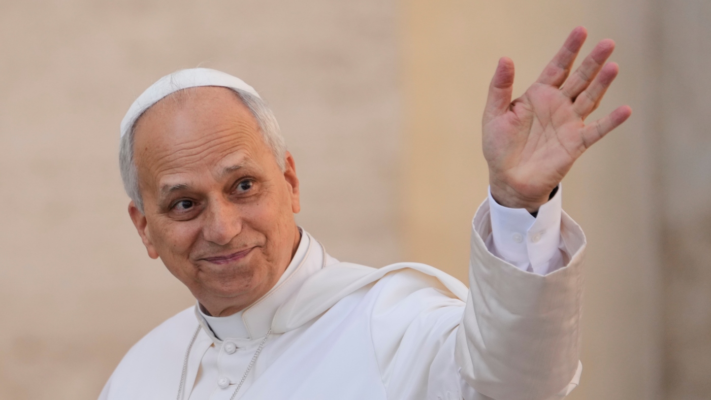 Pope Criticizes U.S. Immigration and Abortion Policies Amid Political Debates