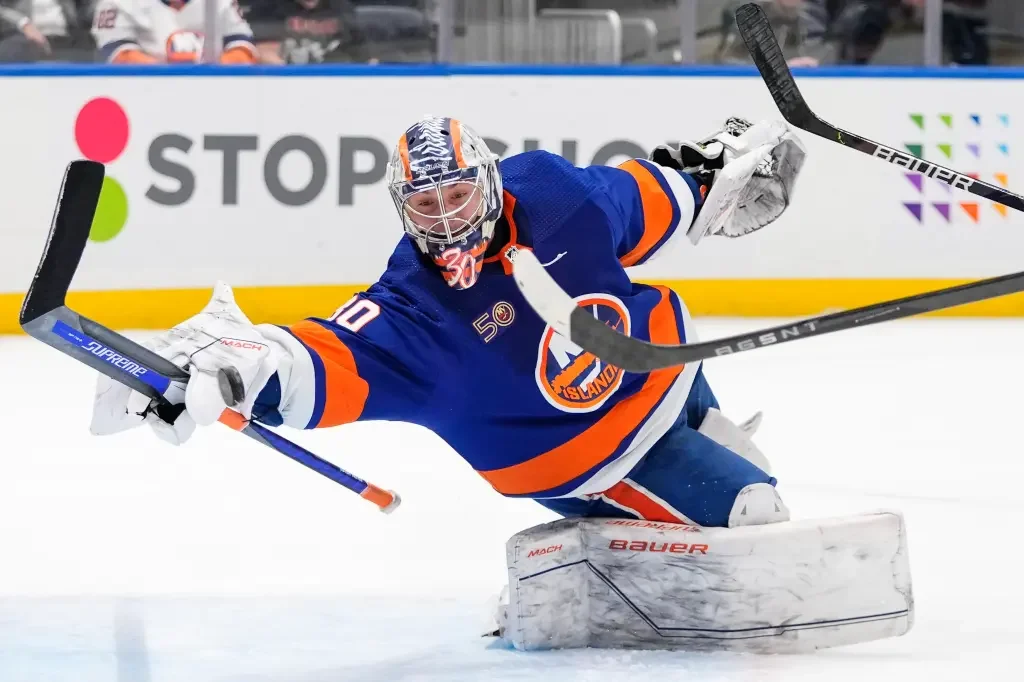 Islanders Dominate Maple Leafs in Impressive Victory.
