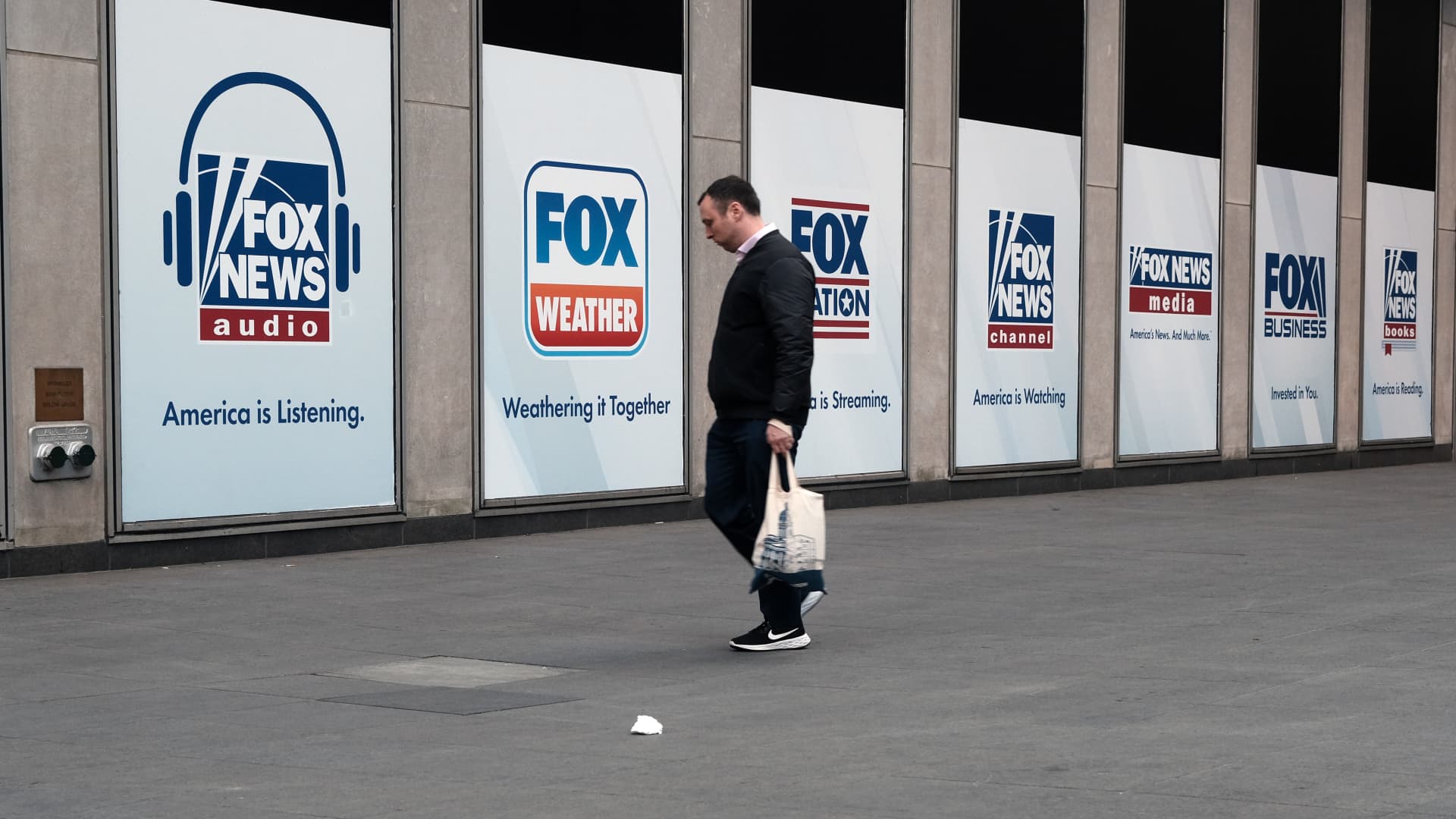 Featured image for Fox Corp. reports quarterly loss due to Dominion settlement and legal battles.