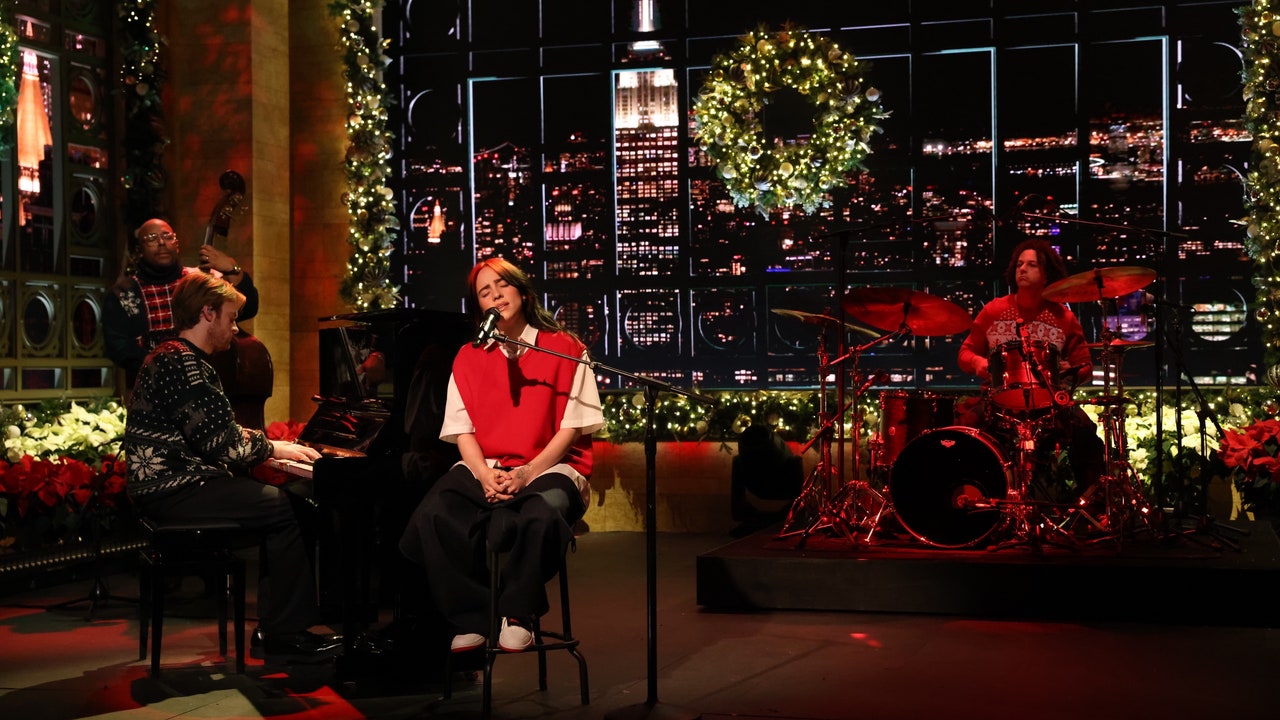 Billie Eilish and Kate McKinnon Shine in Memorable 'SNL' Performances