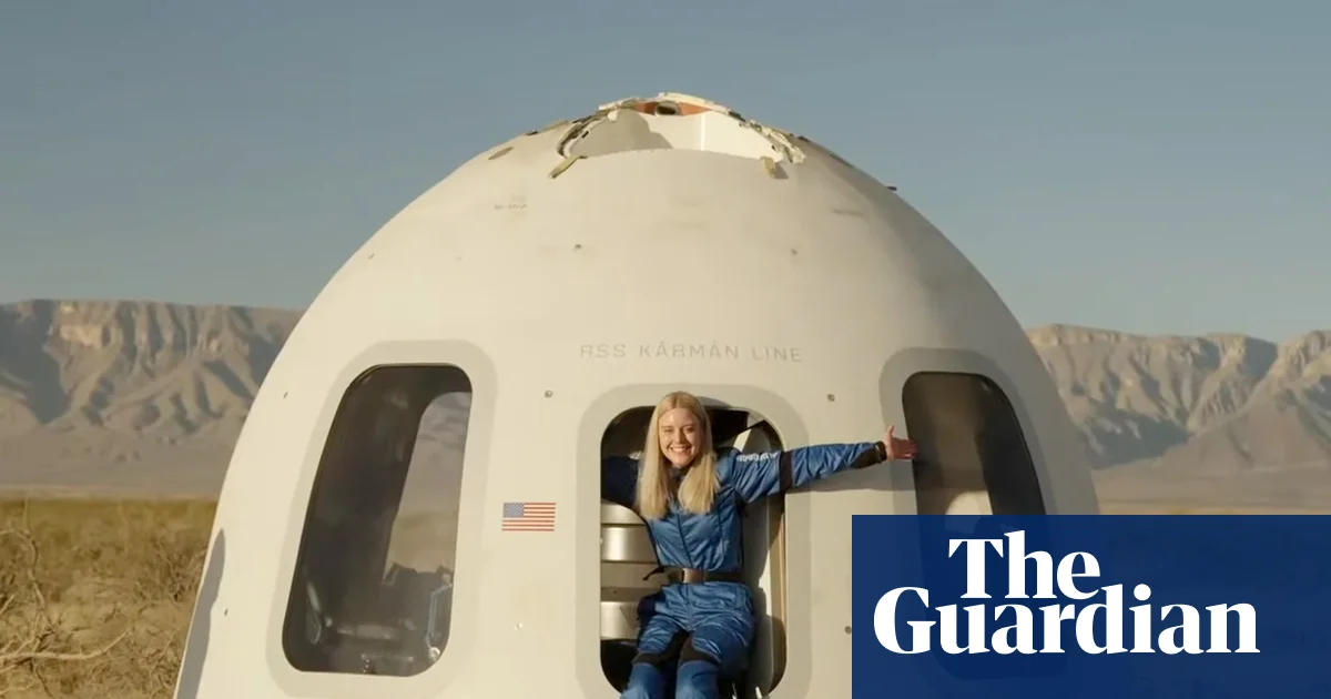 Featured image for First Wheelchair-Using Astronaut Completes Spaceflight with Blue Origin