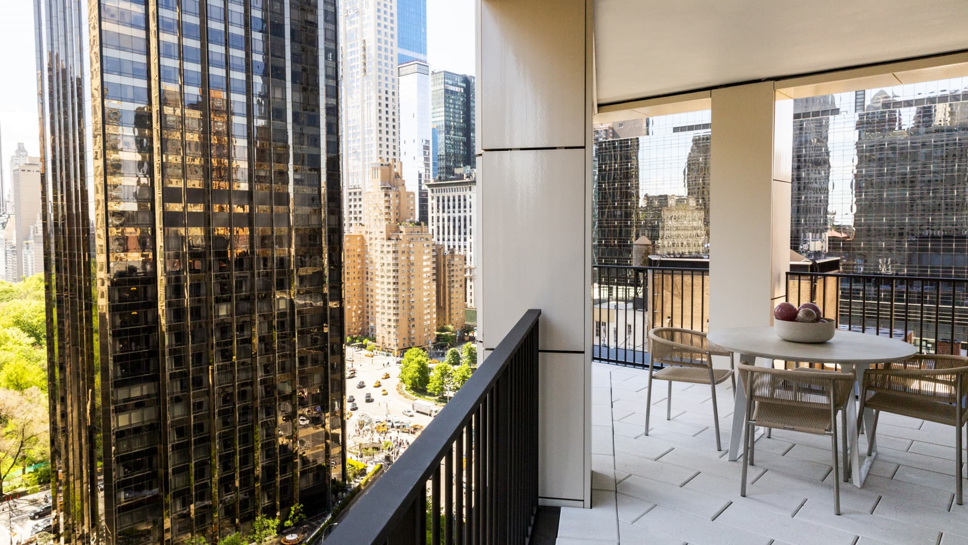 Featured image for Real Estate Stock Poised for Growth into 2026, Experts Say