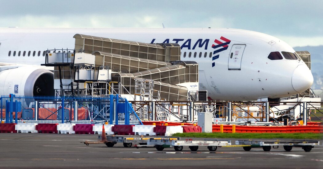 Featured image for "Boeing Urges Cockpit Seat Inspections Following Latam Incident"