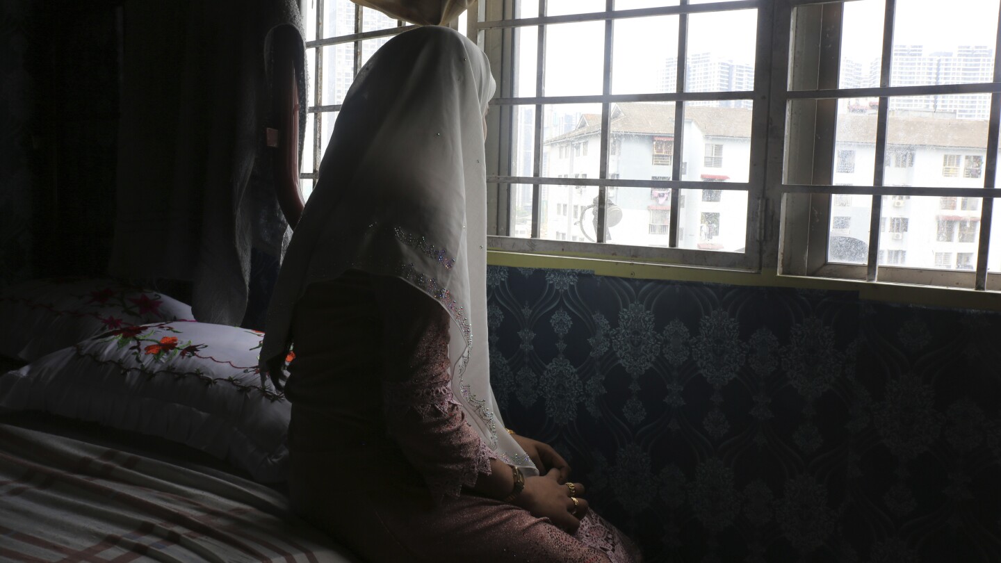 Featured image for Underage Rohingya girls trapped in abusive marriages in Malaysia