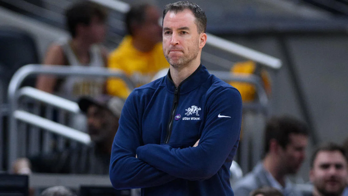 Utah State's Danny Sprinkle to Lead Washington Men's Basketball