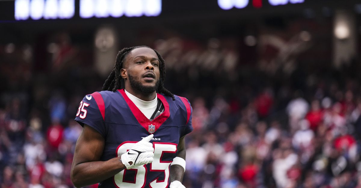 "Texans Receiver Injuries Worsen Ahead of Ravens Matchup"