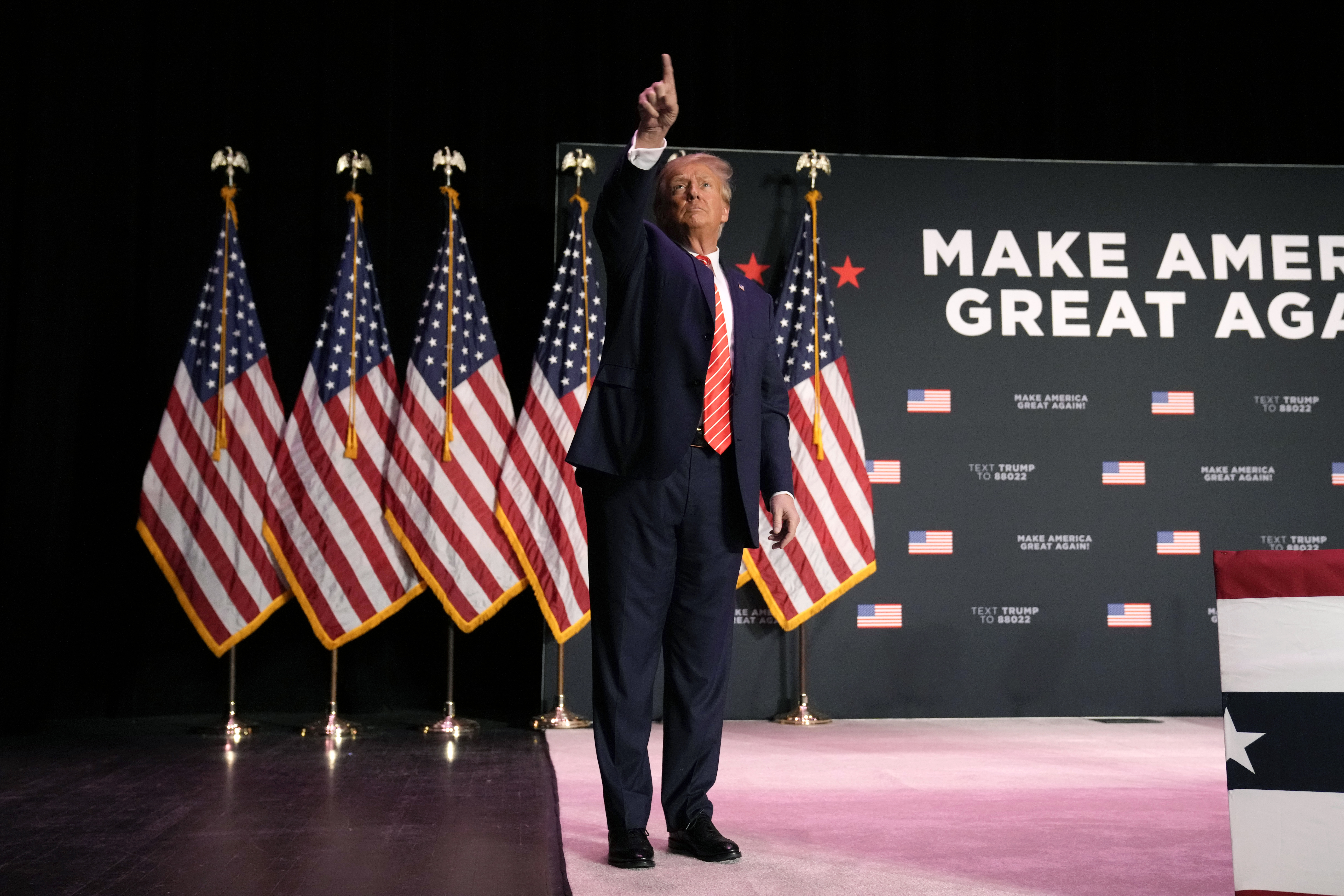 Judge Reinstates Gag Order on Trump in Federal Election Subversion Case