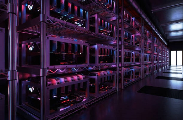 "Bitcoin Halving Prompts US Miners to Export Old Equipment for Overseas Operations"