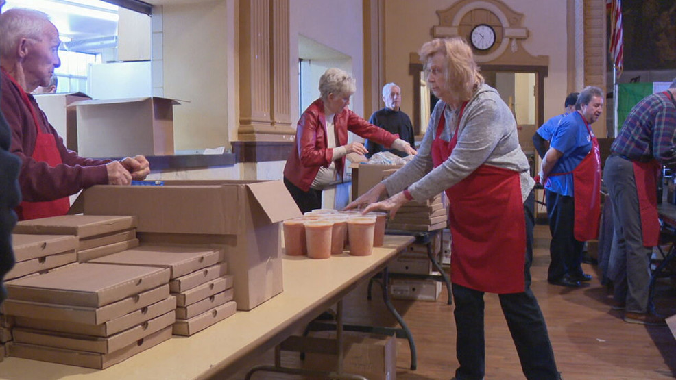 "Greater Cincinnati Church Continues Palm Sunday Tradition, Feeding Hundreds"