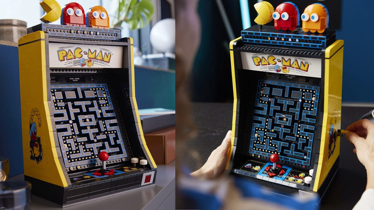 Featured image for Lego releases 2,650-piece Pac-Man arcade set with mechanical crank.