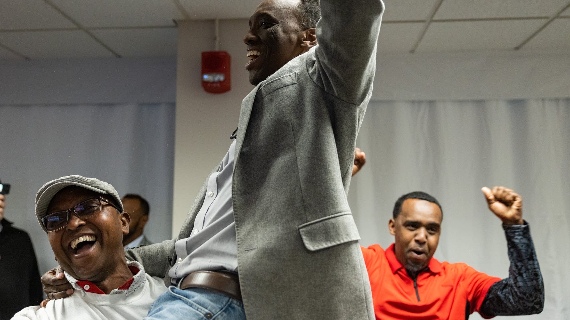 Featured image for Uber and Lyft's Departure: Lessons for Minneapolis