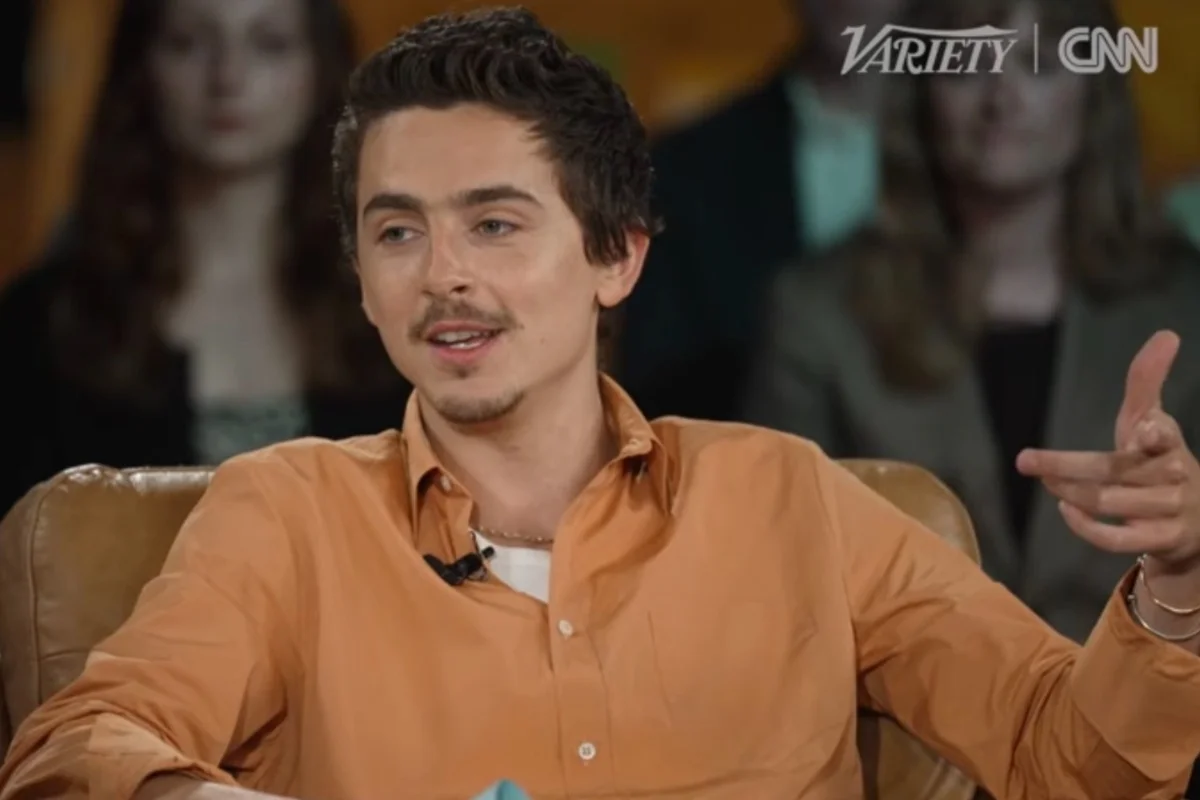 SNL Takes Aim at Chalamet Ballet Flap, Noem Drama, RFK Jr. and Trump Jabs