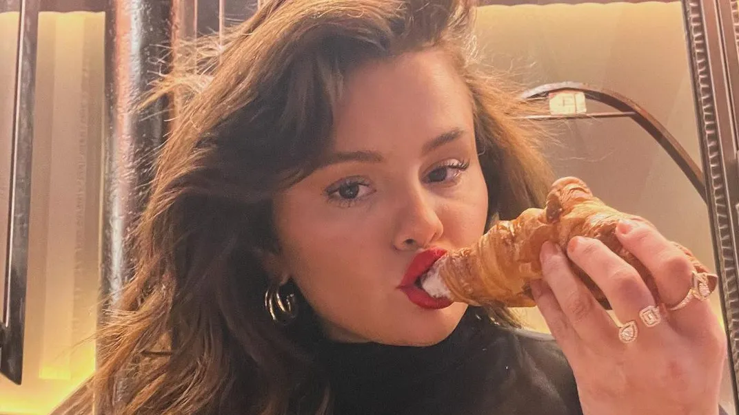 Featured image for "Selena Gomez's Parisian Beauty and Style Moments"