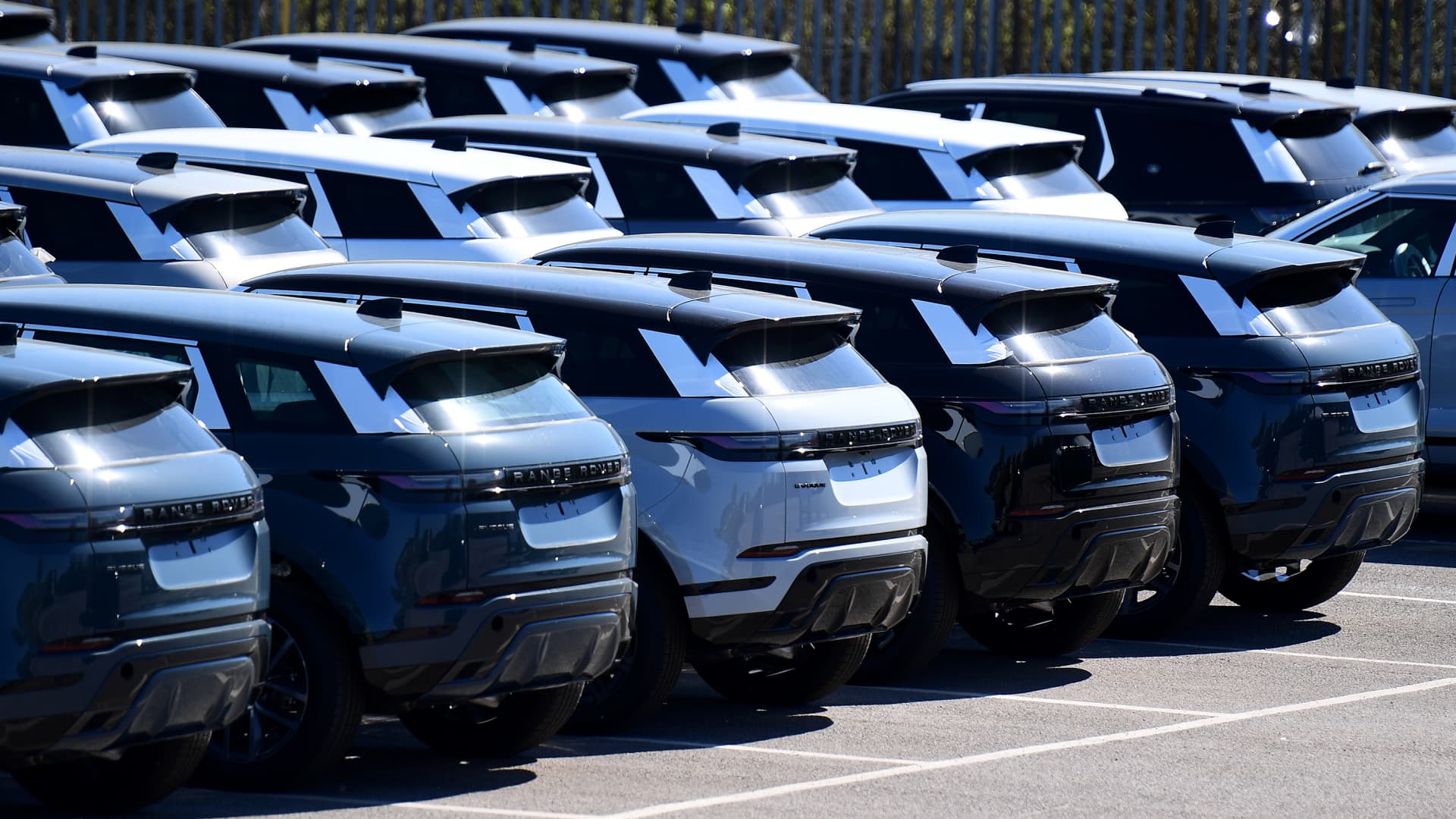 Featured image for UK Car Production Dives to 76-Year Low Amid US Tariffs