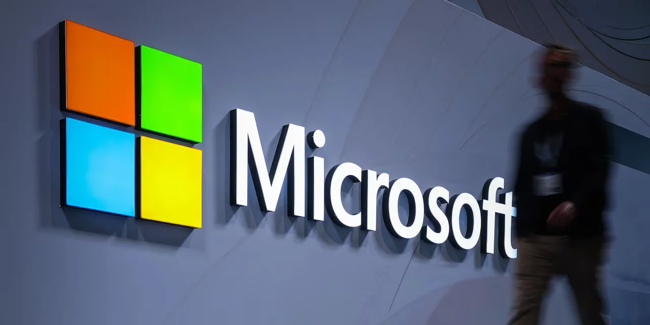 Microsoft stock teeters at a critical long‑term crossroads as AI concerns weigh shares