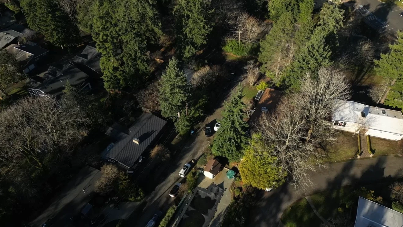 Featured image for Mercer Island police probe possible mother-son murder-suicide