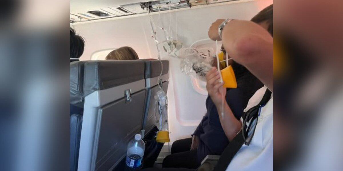 Cabin Depressurization Triggers Oxygen Masks on American Airlines Flight