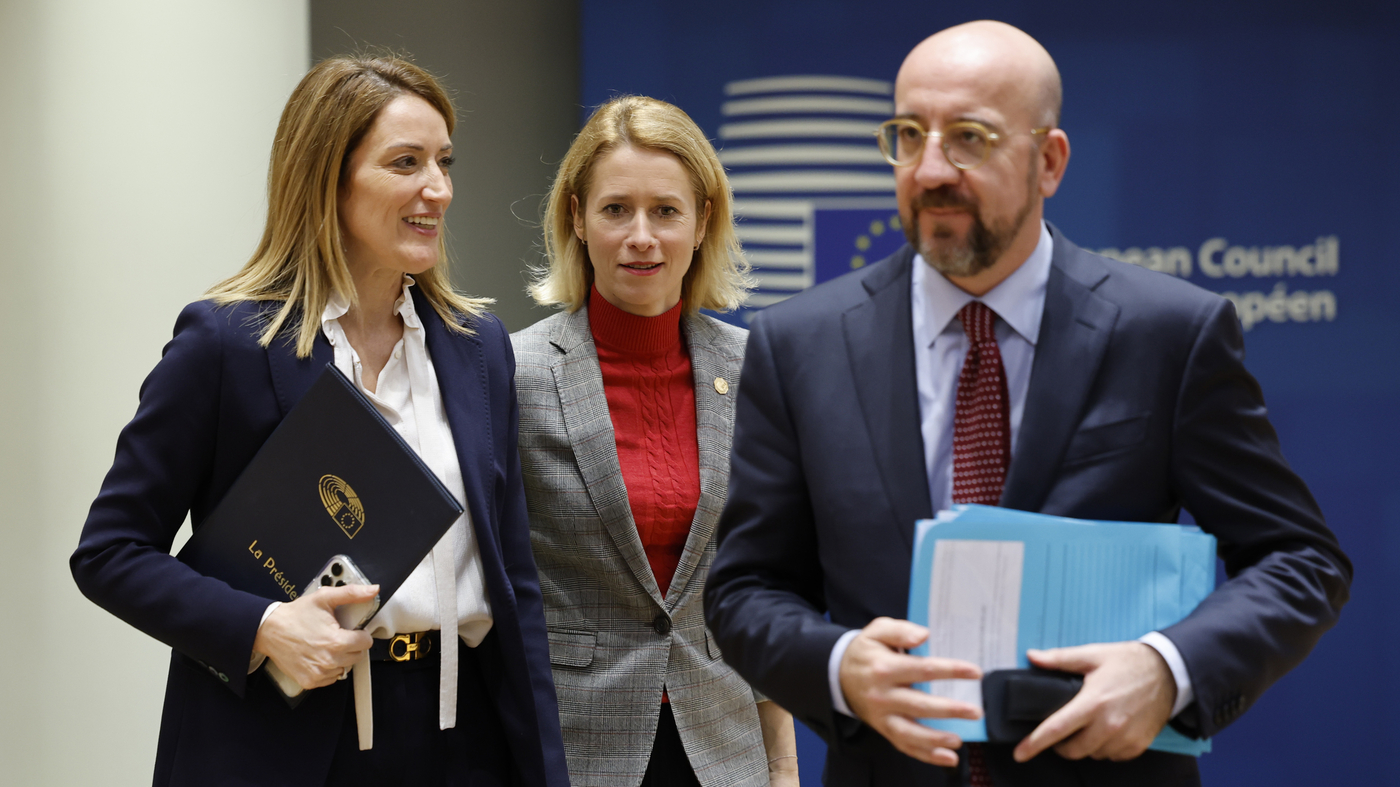 "EU Approves $54 Billion Aid Package for Ukraine Despite Hungarian Opposition"