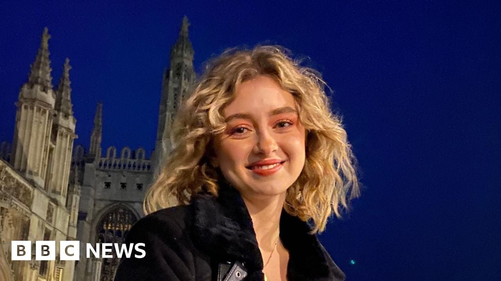 Featured image for 23-Year-Old 'Anti-Vax' Woman Dies After Refusing Chemotherapy