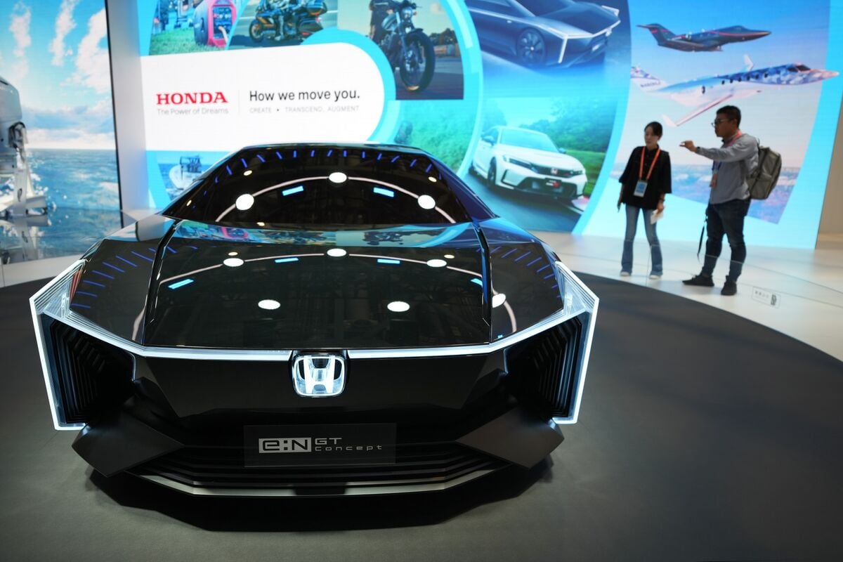 Featured image for Honda Explores $14 Billion EV Plant in Canada