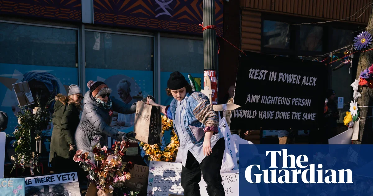 Whittier Remembers: Free food and solidarity after Pretti shooting