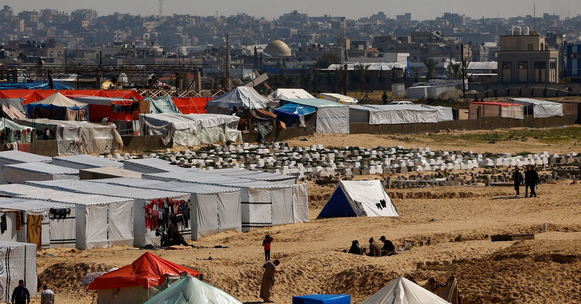 "Rafah Evacuation and Israeli Assault: Latest Updates on Israel-Hamas War"