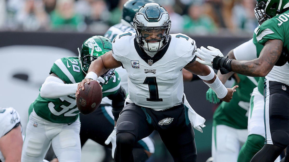 Jets Defense Dominates Eagles, Forces Turnovers and Injures Key Player