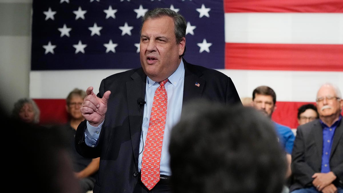 Chris Christie Launches 2024 Presidential Bid, Criticizes Trump