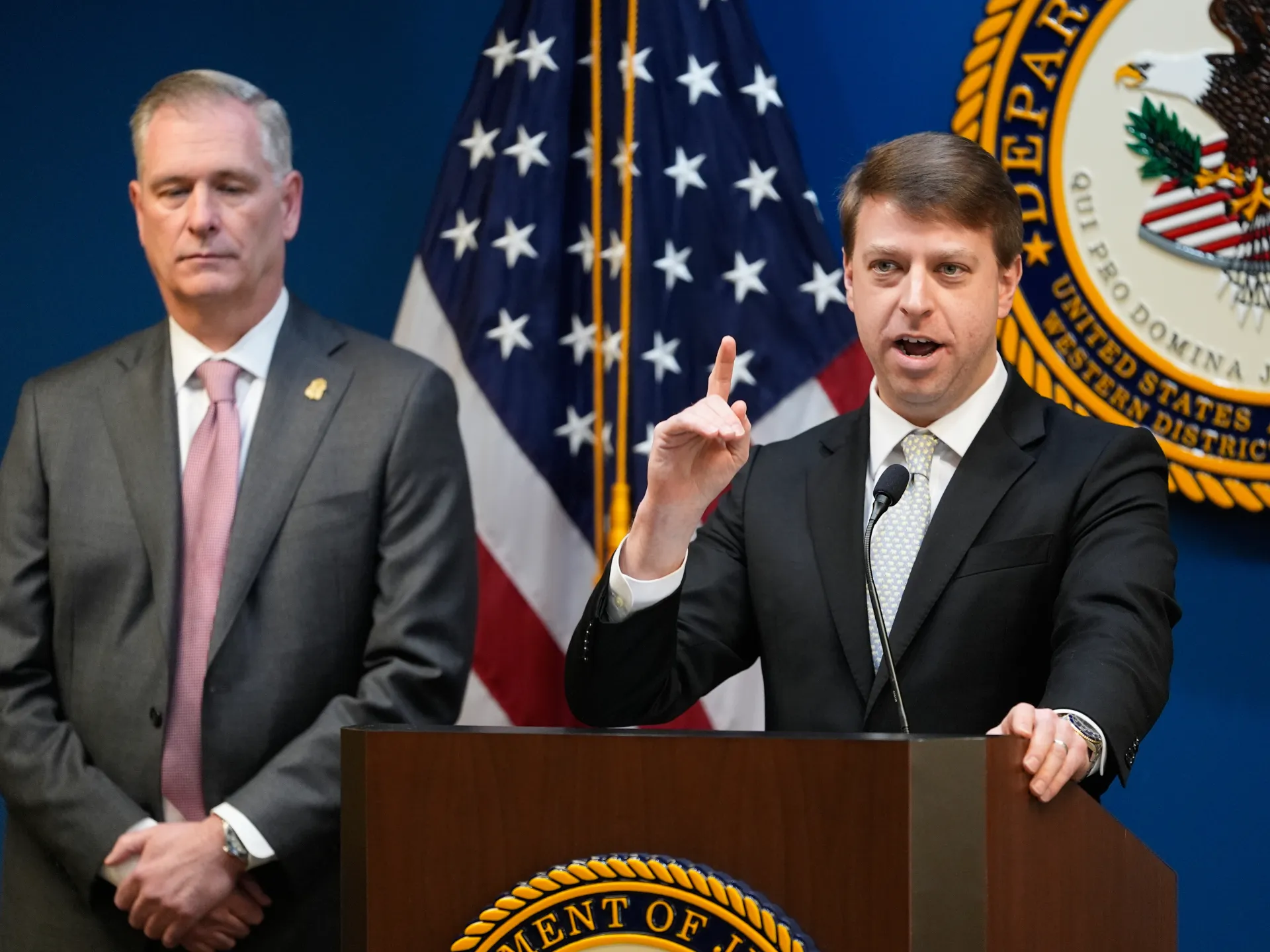 Featured image for FBI Stops North Carolina Teen’s Planned New Year’s Eve Terror Attack