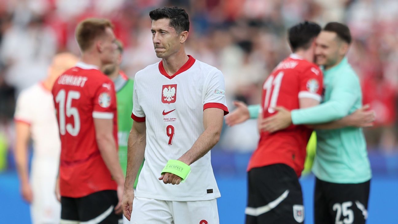 Featured image for Poland's Euro 2024 Hopes Dim Despite Lewandowski's Return