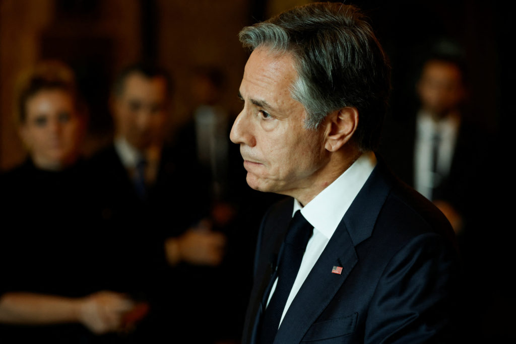 Blinken Condemns High Palestinian Casualties in Israel-Hamas Conflict