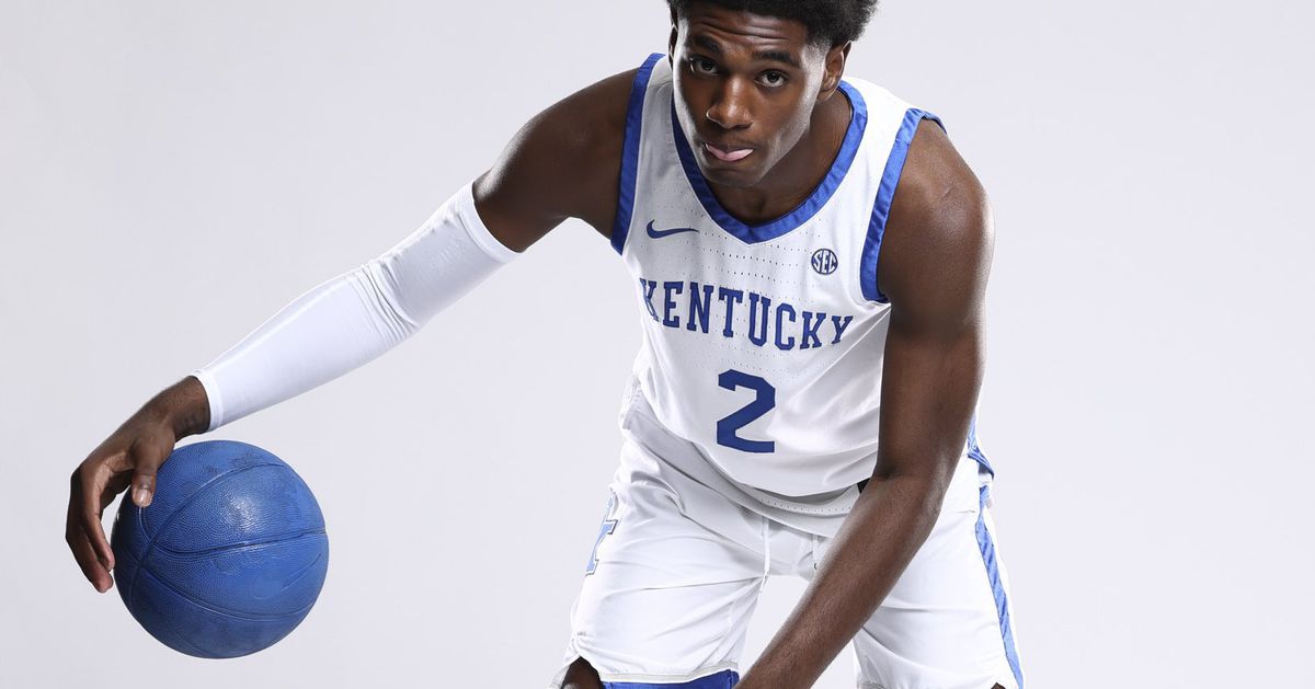 Featured image for "Top Recruit Billy Richmond Follows Calipari to Arkansas After Decommitting from Kentucky"