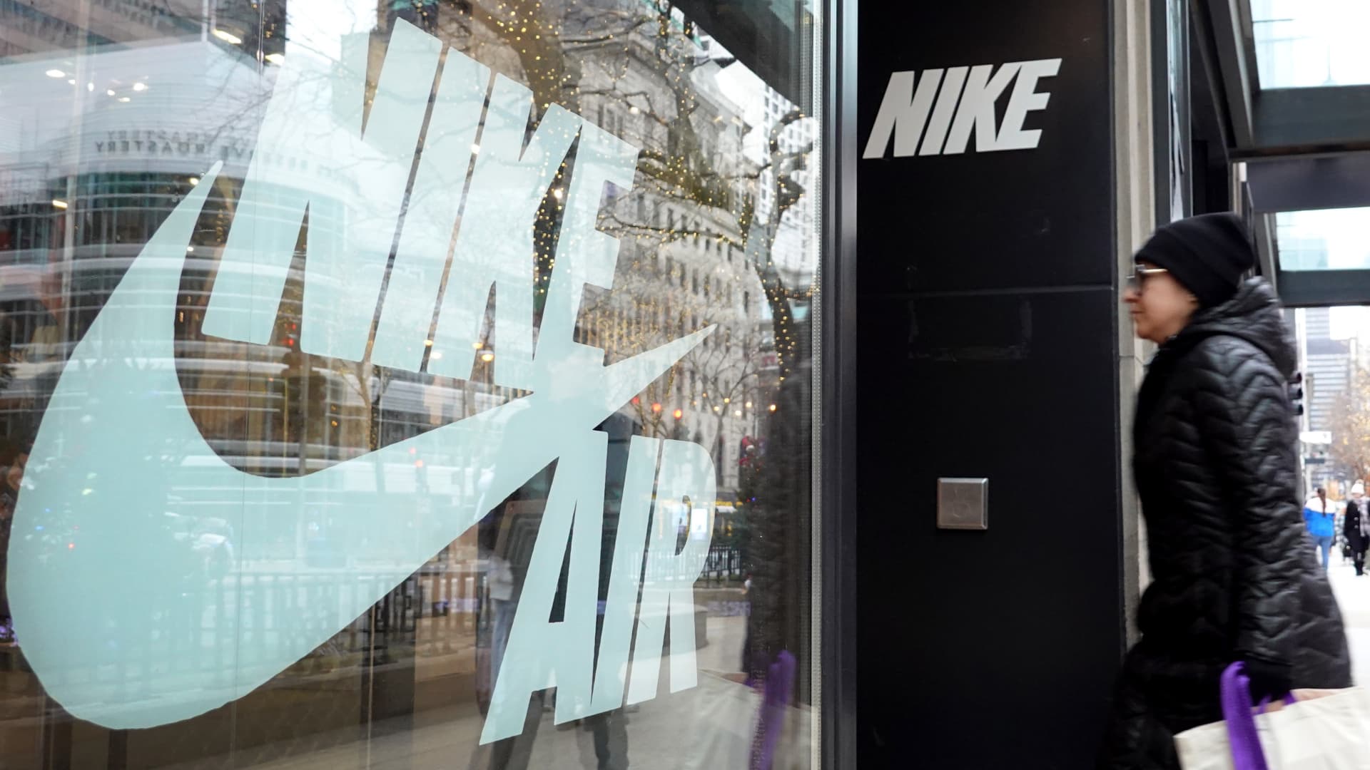 Nike's Cost-Cutting Plan Aims to Save $2 Billion Amid Revenue Warning