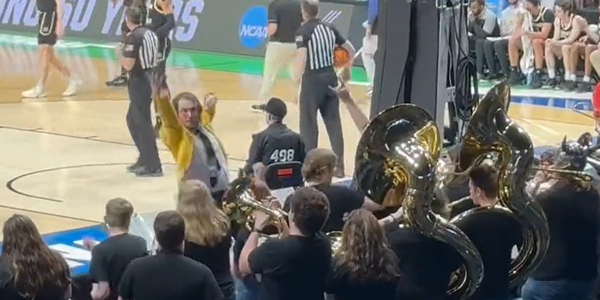 NKU faces Houston in NCAA tournament, Sasser's status uncertain.
