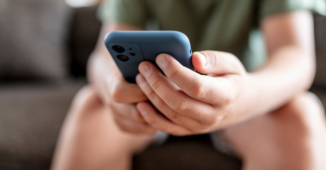 Featured image for Surgeon General Warns of Social Media's Profound Risk to Youth's Mental Health