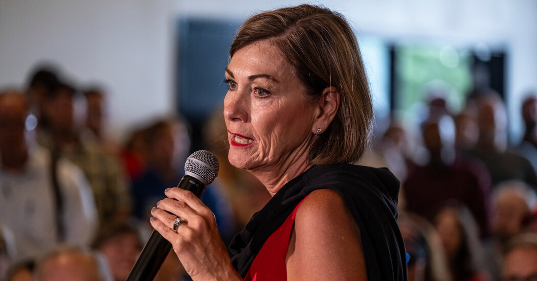 Featured image for "Kim Reynolds' Second Account @Kimberl26890376: Opinions on Donald Trump"