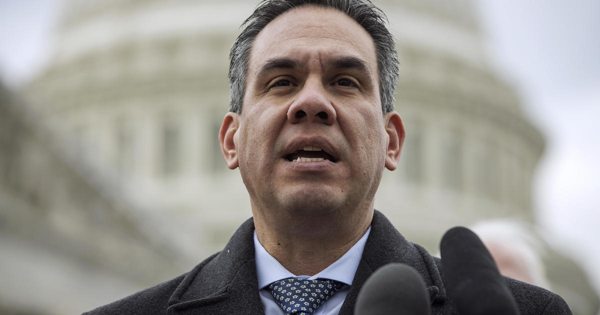 "House Democrats Push for Floor Vote on Foreign Aid for Ukraine, Israel, and Taiwan"