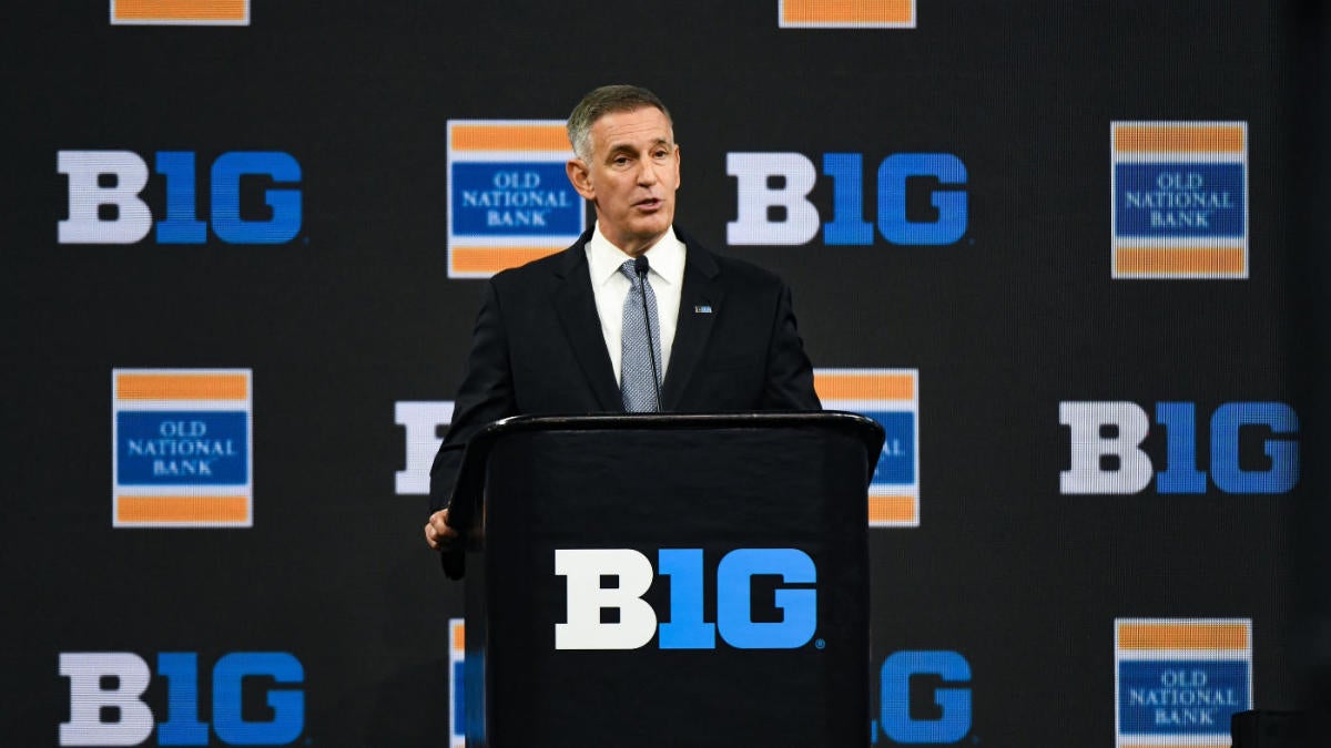 Featured image for Big Ten Coaches and ADs Demand Action on Michigan Sign-Stealing Scandal