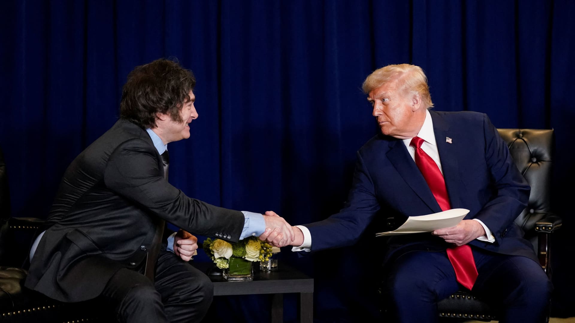 Featured image for US Bails Out Argentina Amid Economic Turmoil and Political Uncertainty