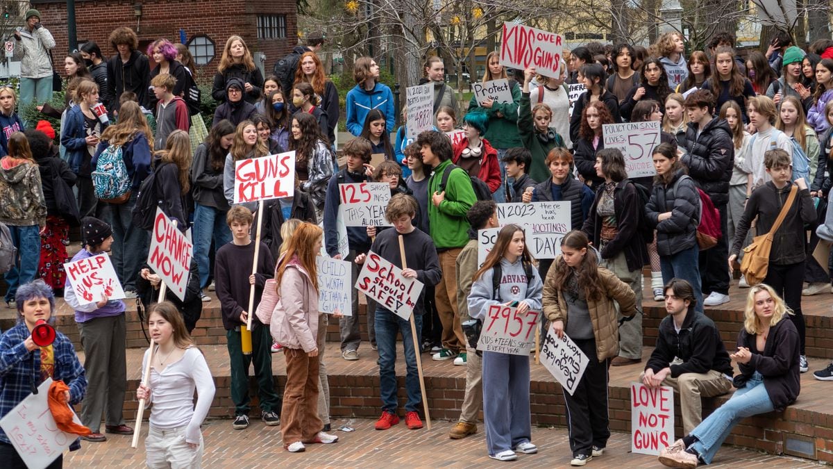Student-led Walkouts Across the US Demand Gun Safety and Change
