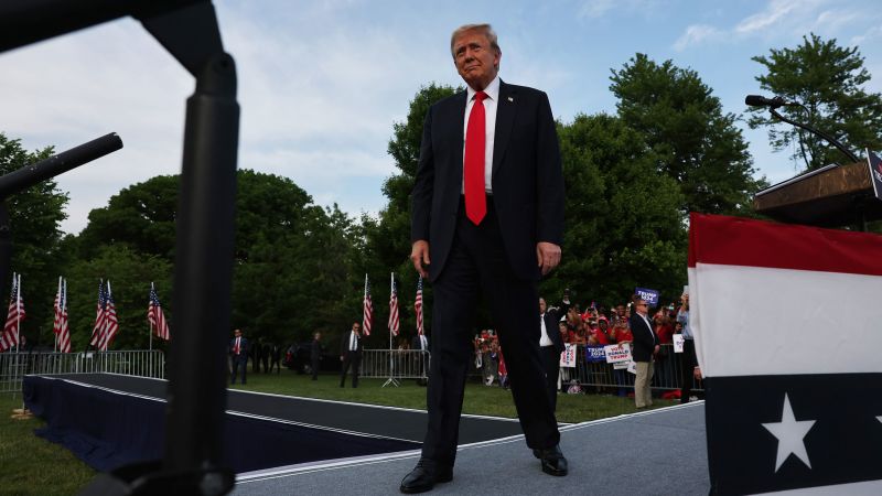 Trump Lawyers Fight Gag Order in Classified Documents Case
