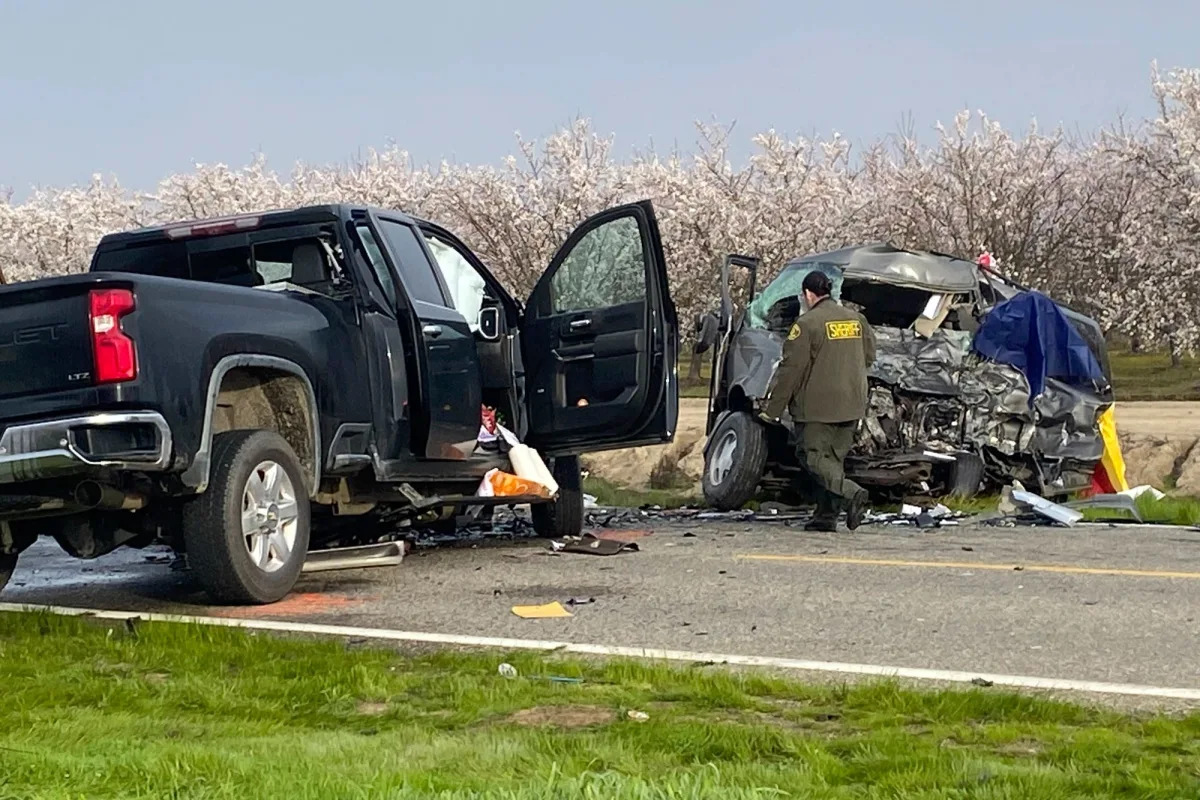 Featured image for "Tragic Head-On Crash in California Claims 8 Lives, Leaves 1 Injured"