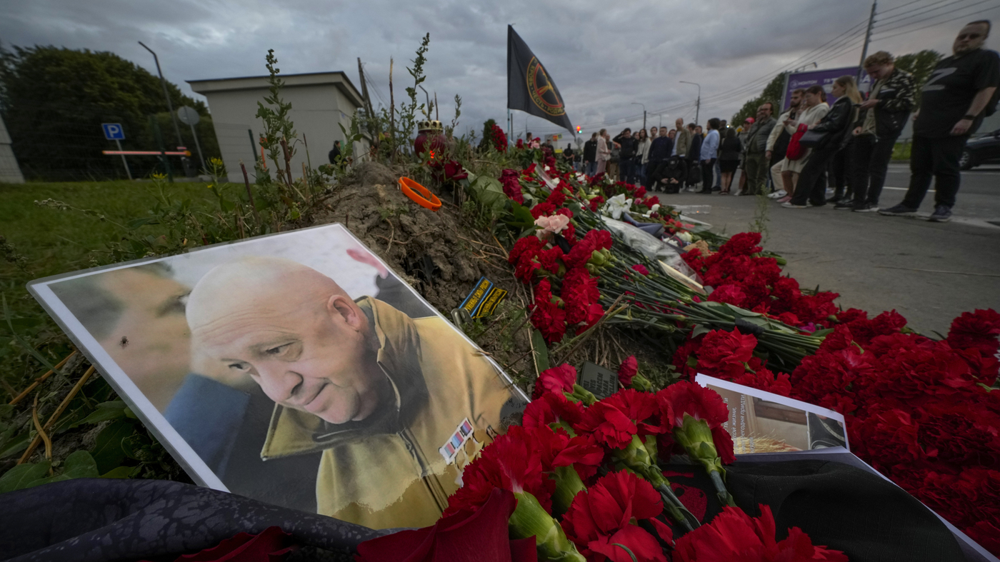 "Russia's Wagner Chief Prigozhin Dies in Plane Crash, Confirming Genetic Tests"