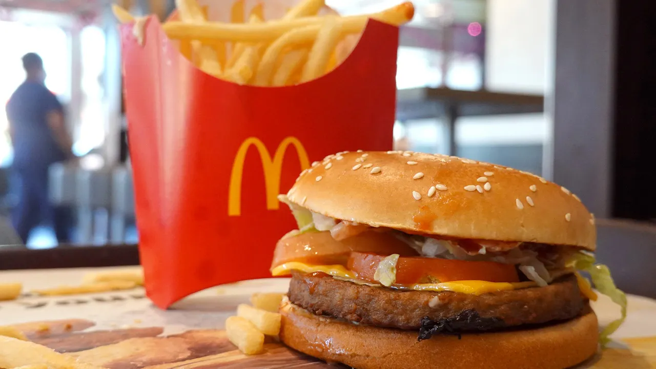 McDonald's India Removes Tomatoes from Menu Amid Soaring Prices