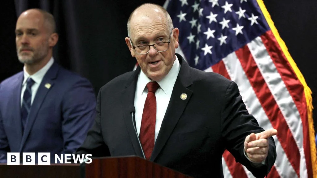 Minneapolis crackdown scales back as 700 federal agents exit Minnesota