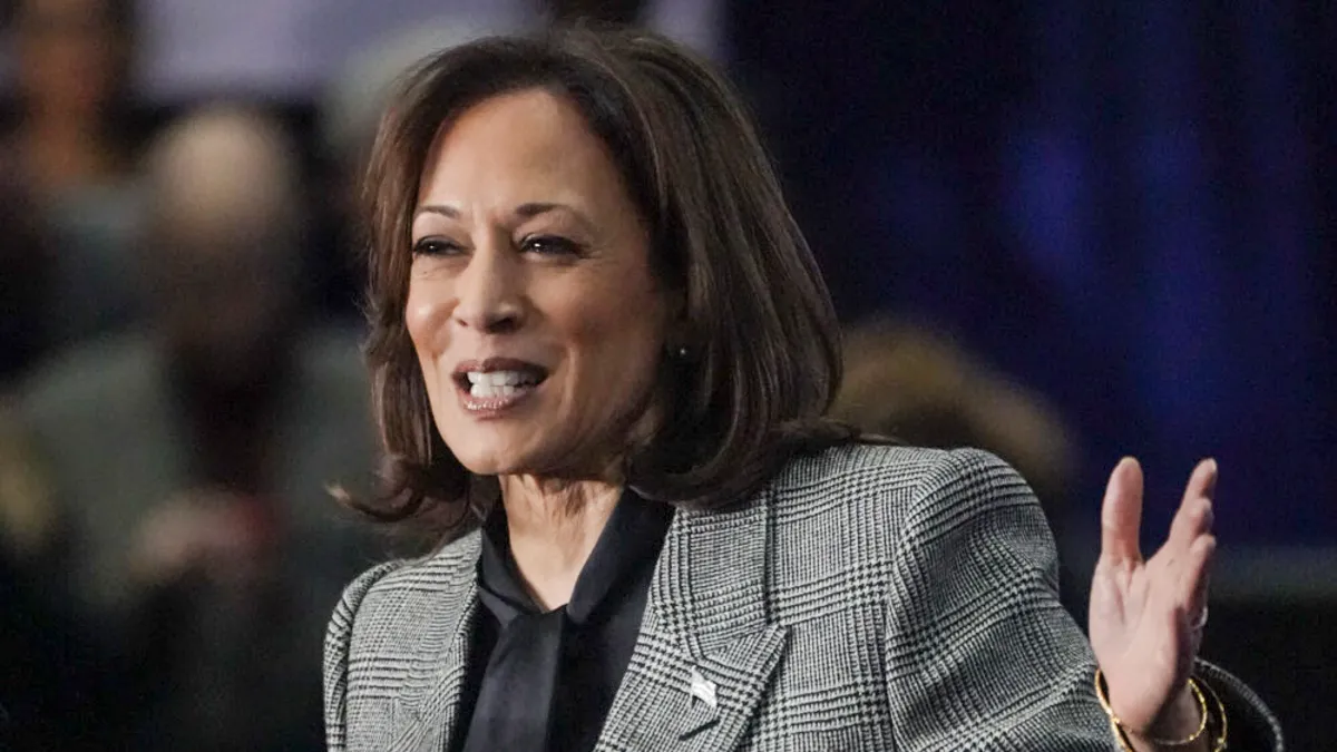 "Kamala Harris Makes Historic Visit to Minnesota Abortion Clinic"