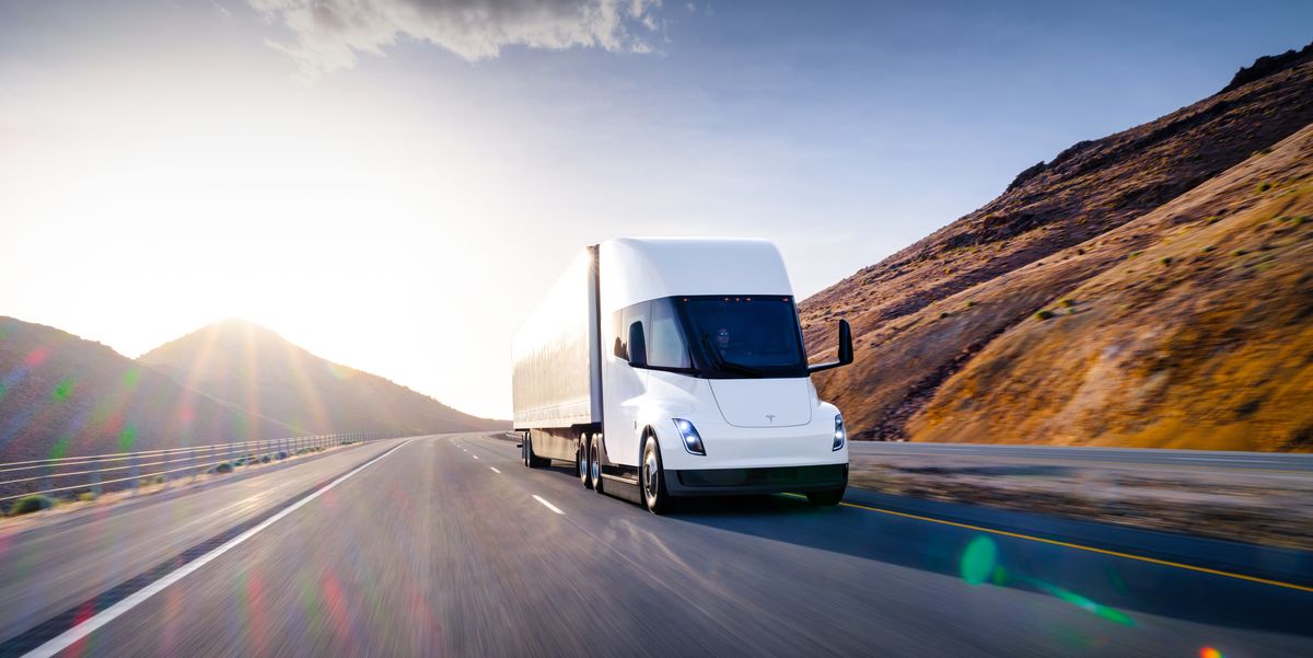 Featured image for Tesla's Semi Truck Production Numbers Revealed Through Recall Notices